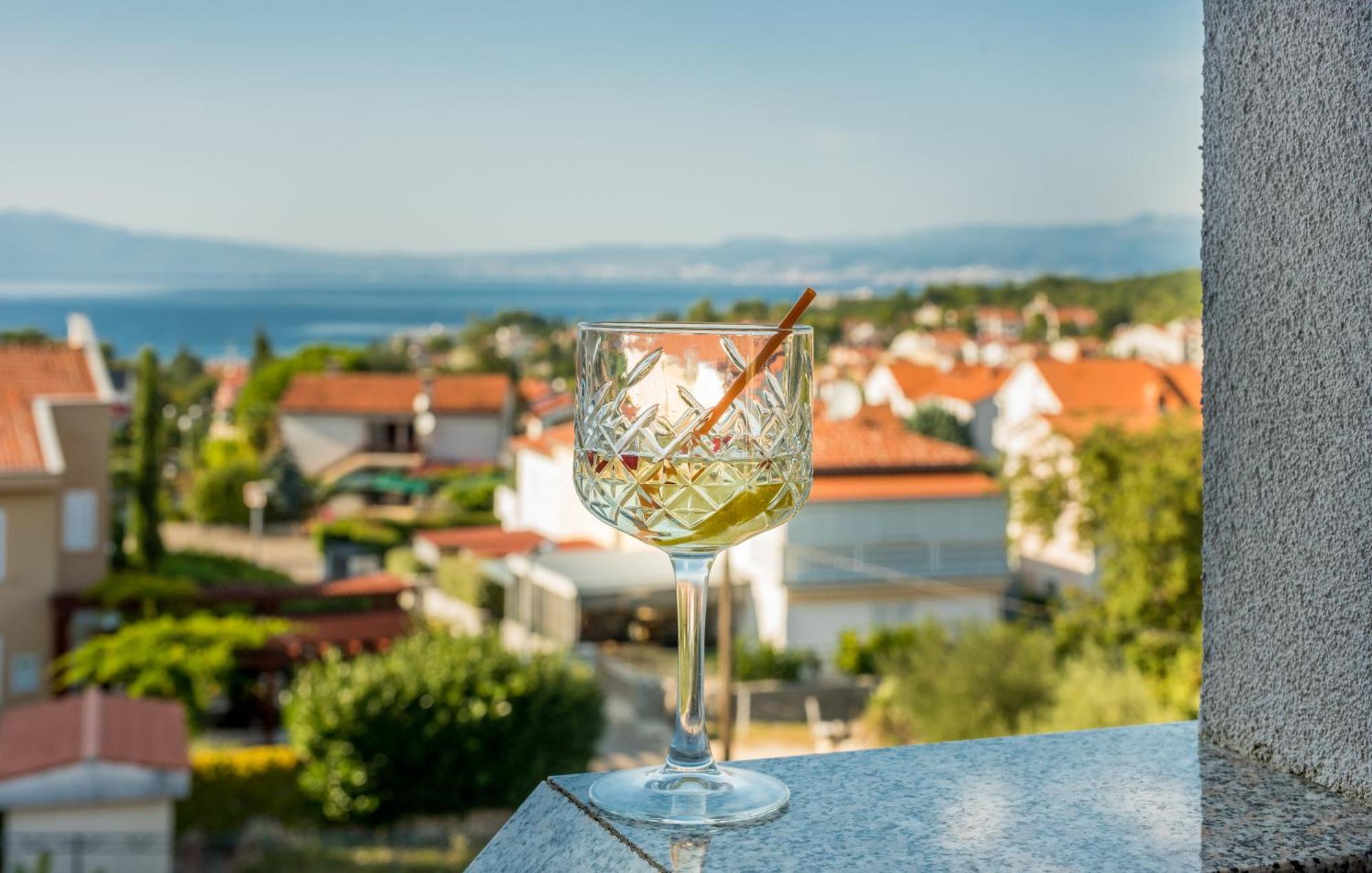 Apartments Kvarner 2 Malinska Buitenkant foto